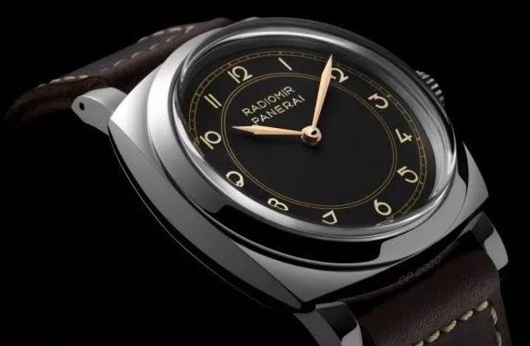 Unique dials applied in steel Panerai replica watches attract a lot of fans.